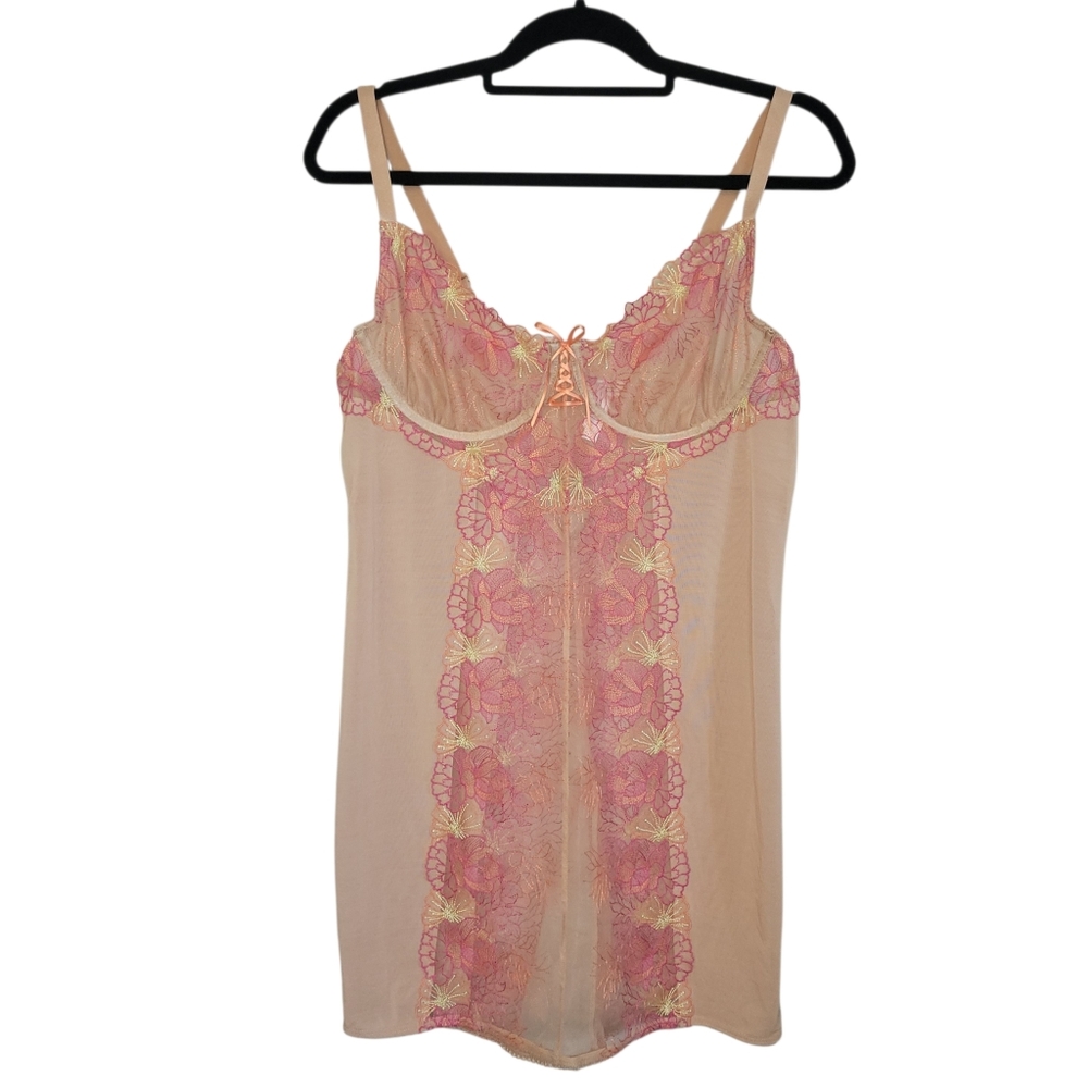 Torrid Curve Nude Floral Embroidered Mesh Chemise lingerie, Size 0 - Picture 3 of 13
